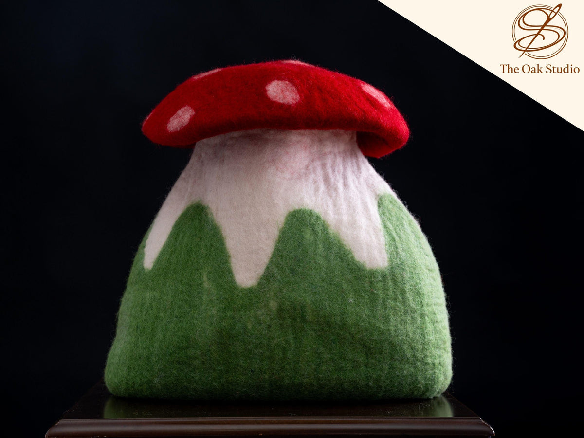 Handmade Mushroom Felt Cat Cave – Natural Wool Pet House, Cozy Eco-Friendly Bed (40cm)