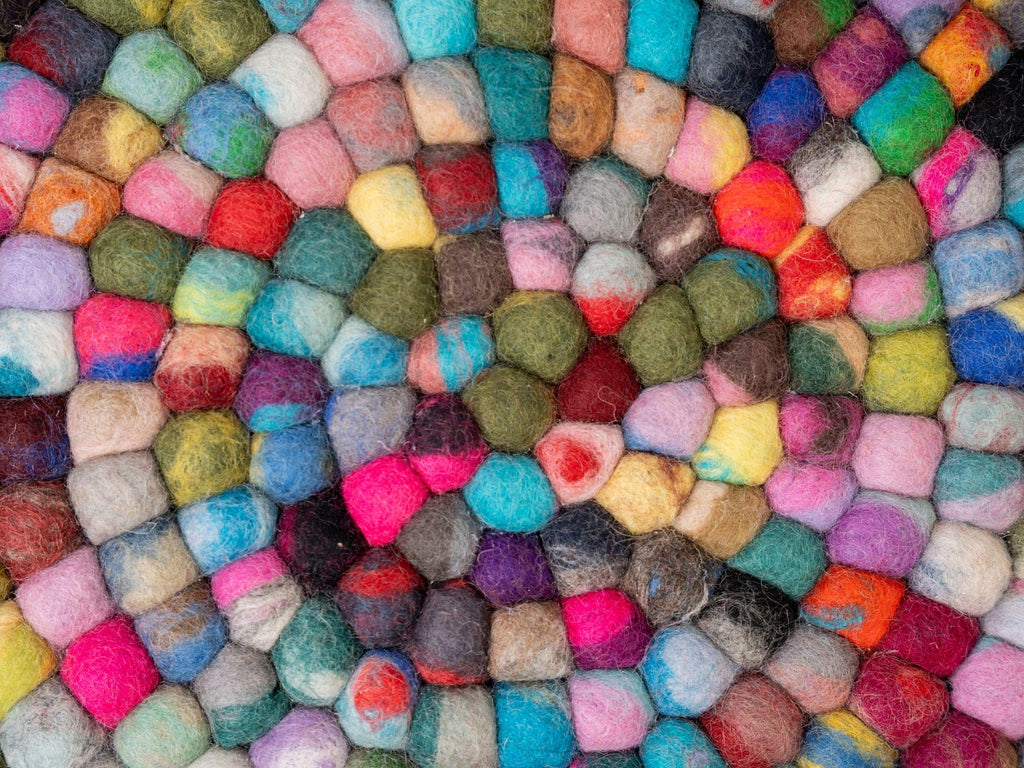 Handmade Felt Ball Rug – Pure Wool Round Carpet, Eco-Friendly Boho Decor